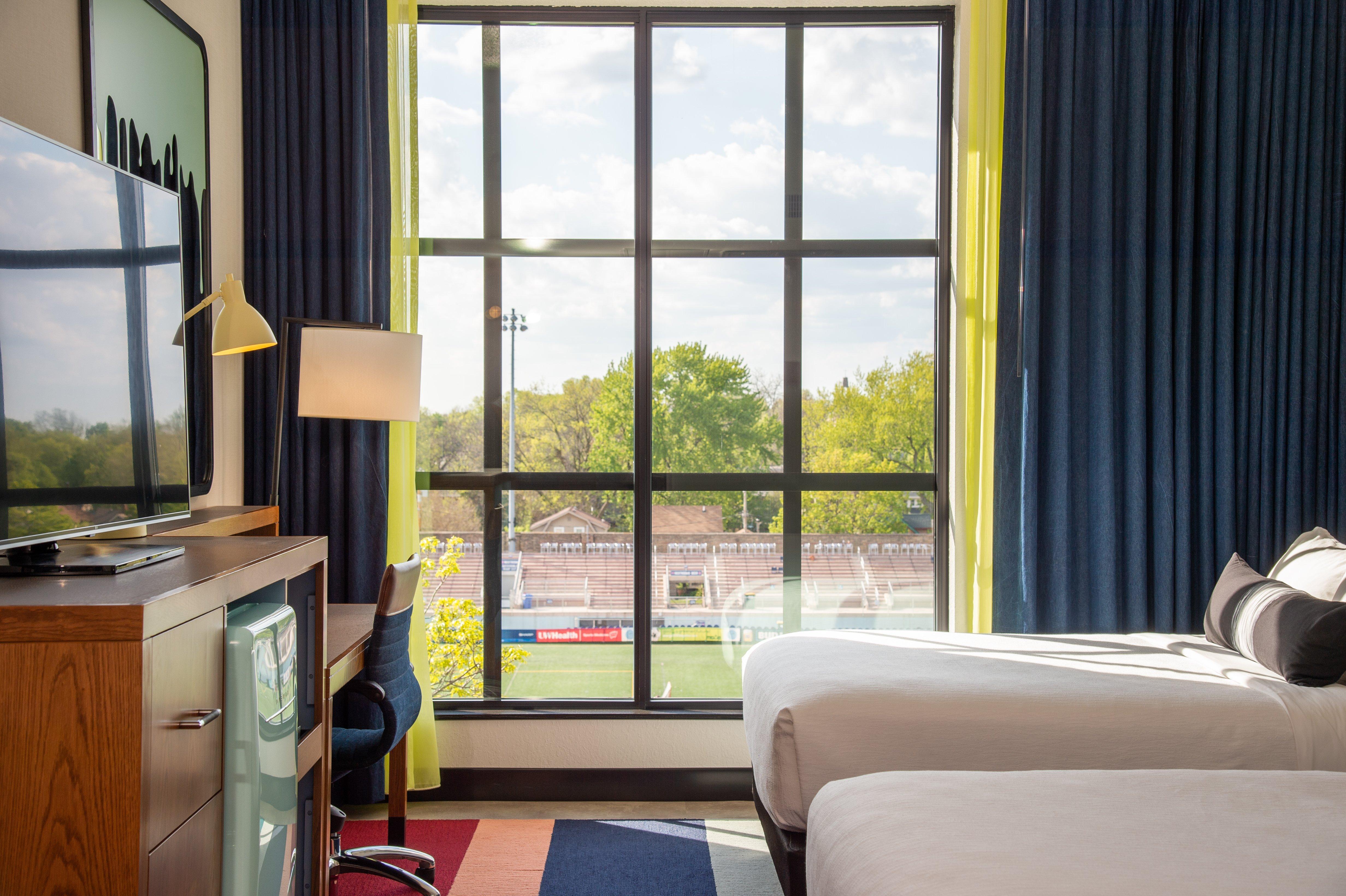 Hotel Indigo - Downtown By Ihg 4*